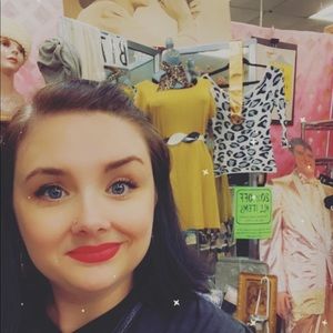 Meet your Posher, Amanda